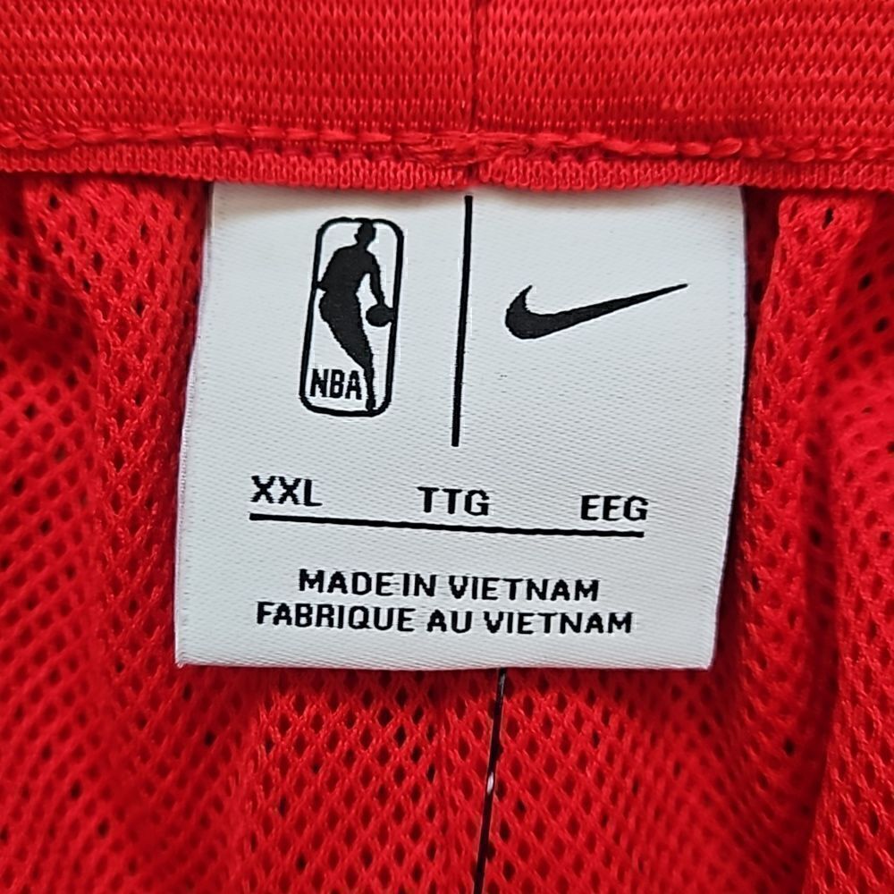 Nike NBA Chicago Bulls Mesh Practice Shorts Red NWT - Picture 10 of 10